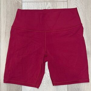 Transcend high rise 7” shorts